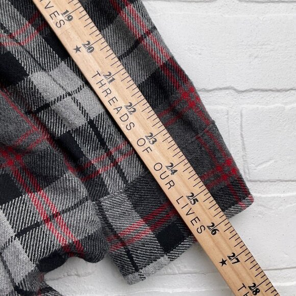 Duluth Shirt Mens XLarge Tall Gray Red Plaid Flannel Heavy Burleyweight Work - Picture 8 of 11